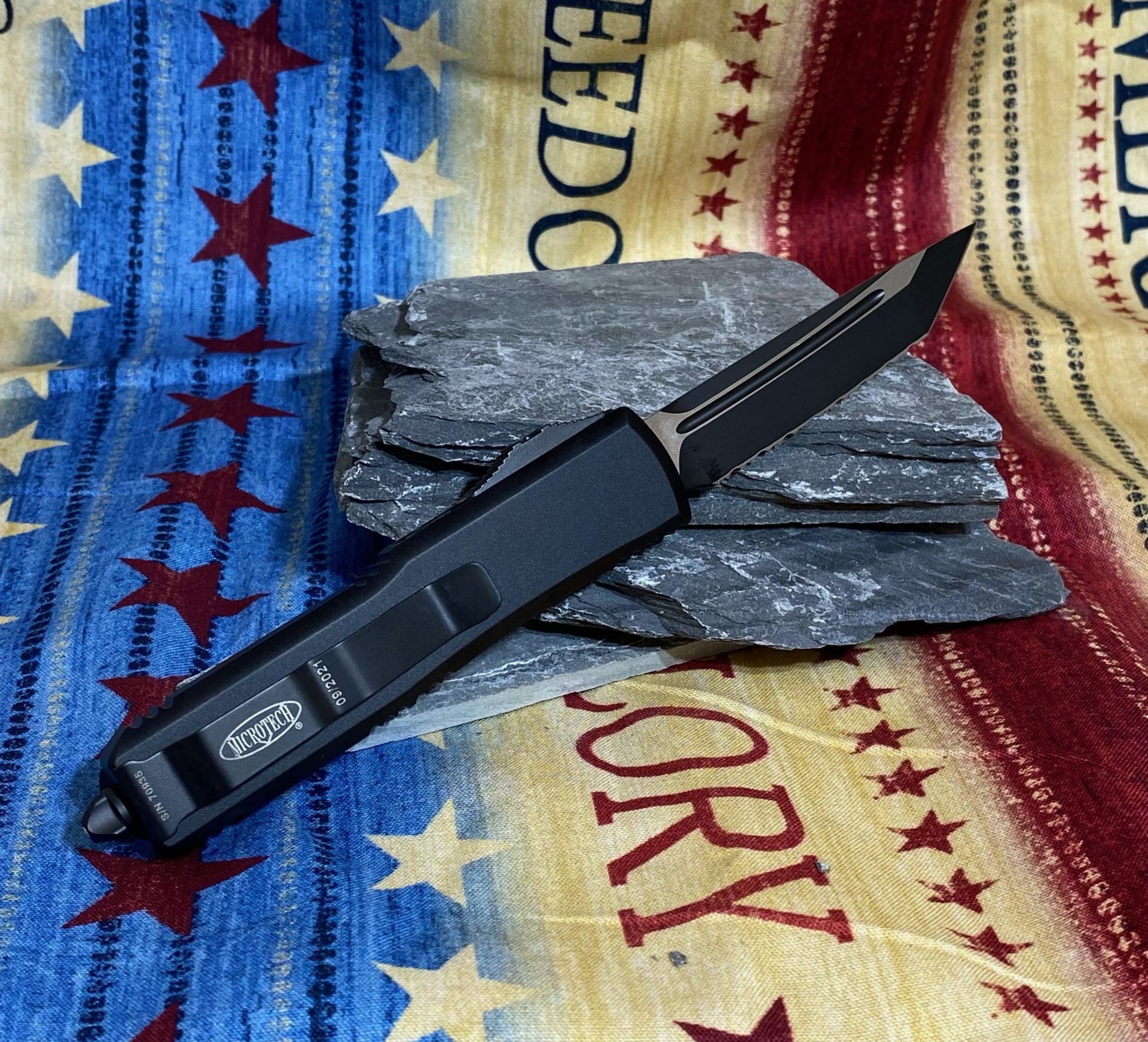 Vero Engineering - V-VAMFL-BS$-FK-0227-S - Axon Mini Frame Lock - Folding Knife - Blackwash M390 Sheepsfoot - Titanium - Stonewash - Image 17
