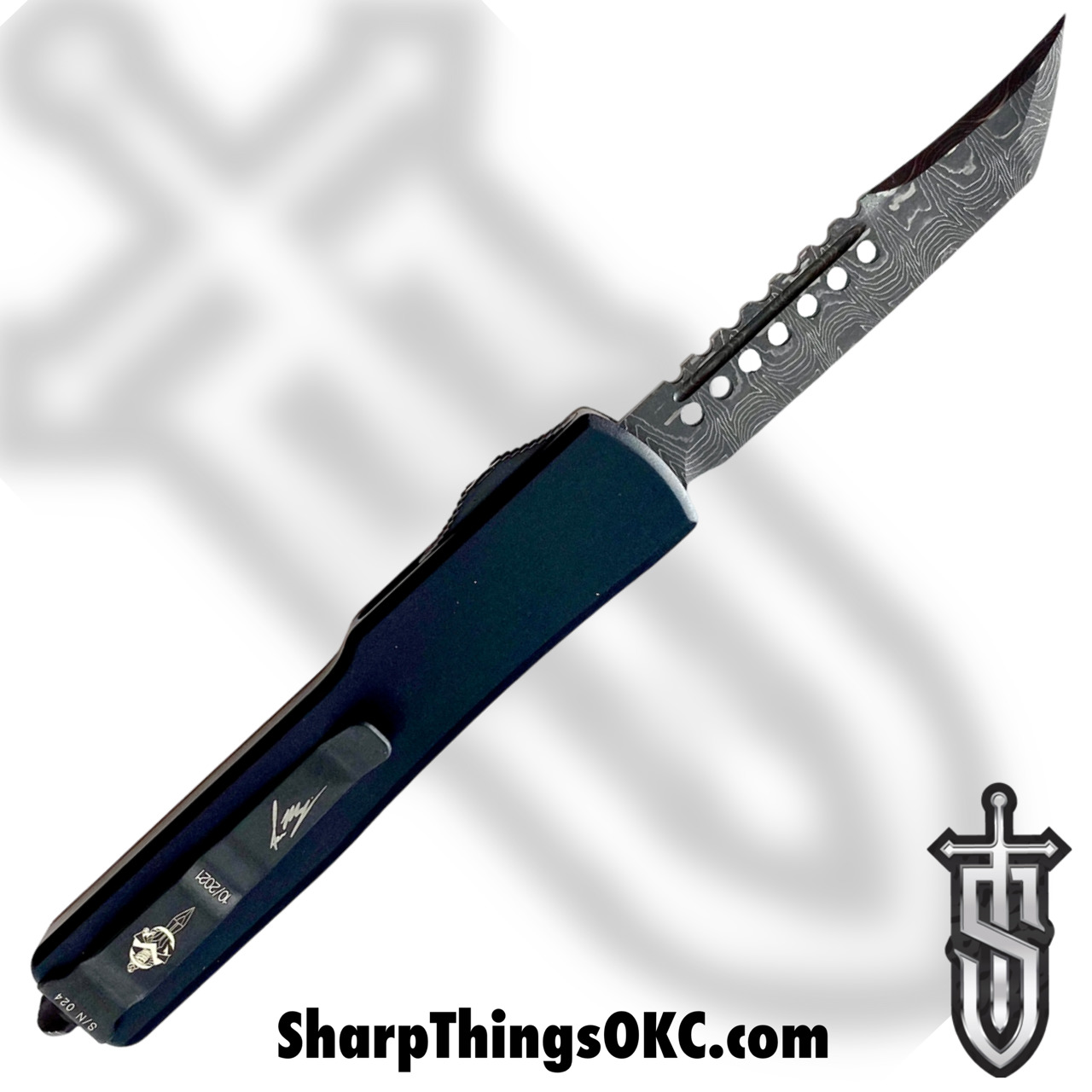 Microtech - 419-16CFS - UTX-70 Signature Series - OTF Auto - Damascus Damascus Hellhound Tanto - Carbon Fiber/Aluminum - Black - Image 3