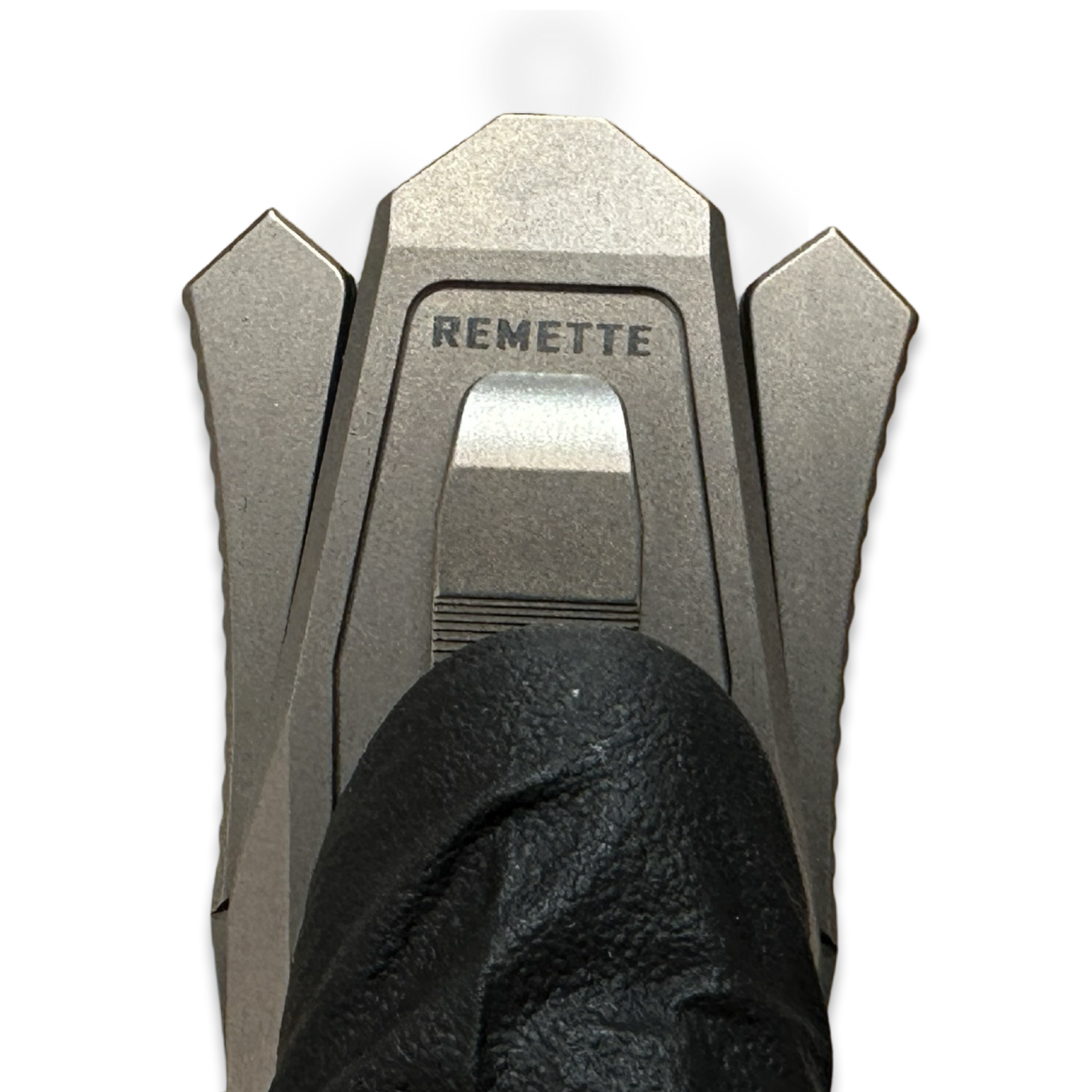 Remette - ZL101B4 - RT Swordfish - OTF Gravity Knife - M390 Satin/Blasted Tanto - Flair Style - Pattern Titanium w Carbon Fiber Inlay - Gray - Image 9