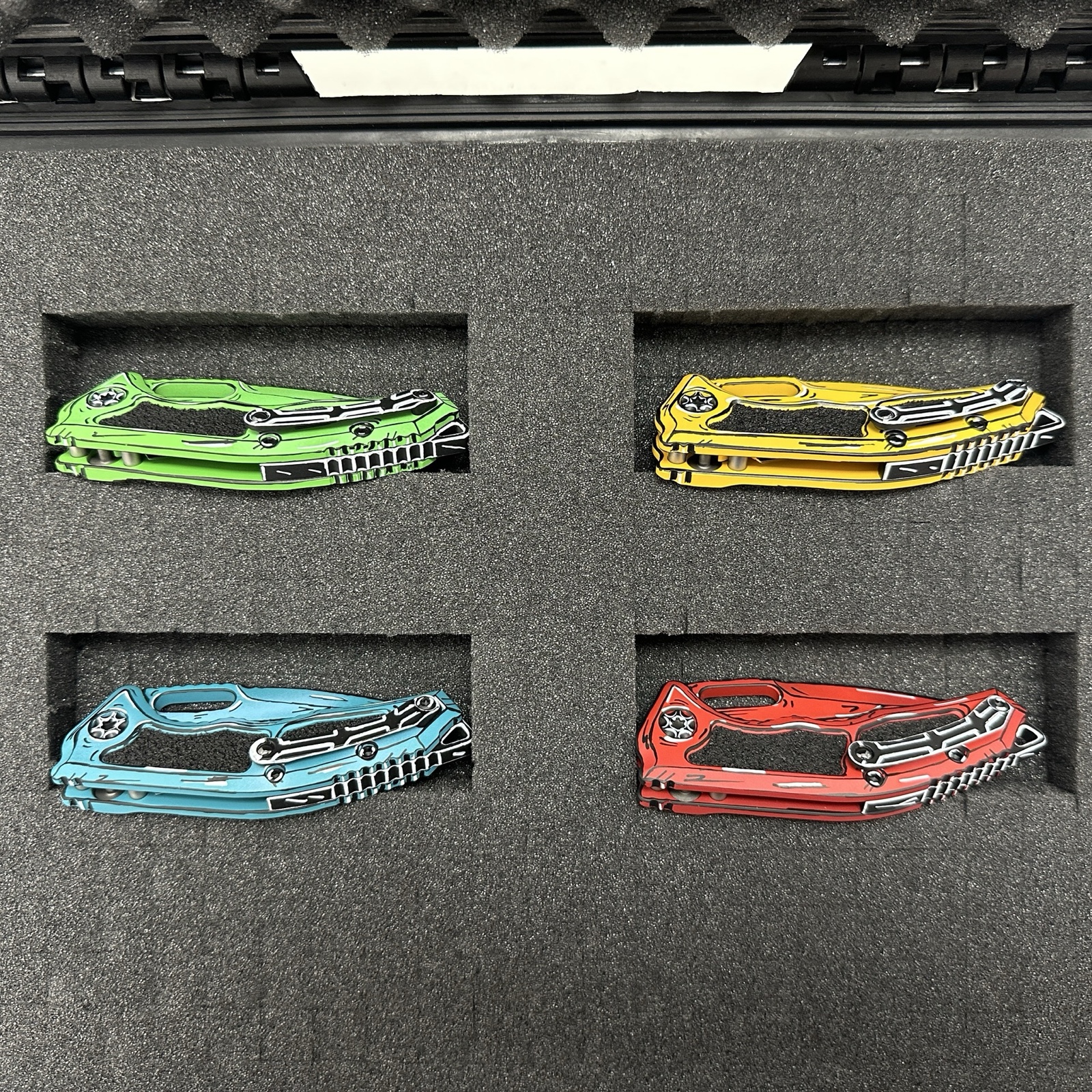 Heretic Knives - HO12-CS-BXS - Cel Shaded Medusa 4pc Box Set - Automatic Knife - MagnaCut - Recurve Tanto - Red, Turq, Yellow, Green - Image 11